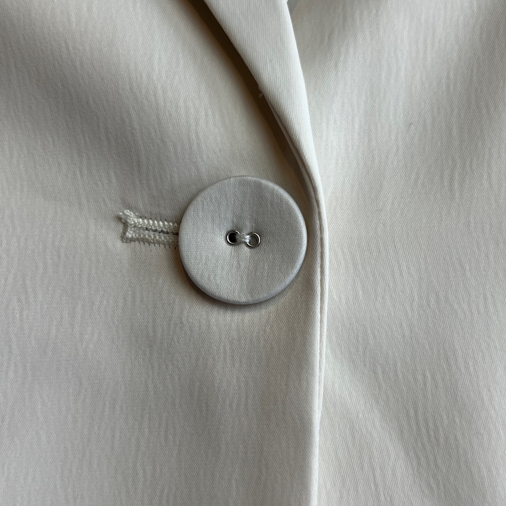 House of Harlow 1960 Satin Belted Blazer Cream SZ XS - Picture 8 of 10